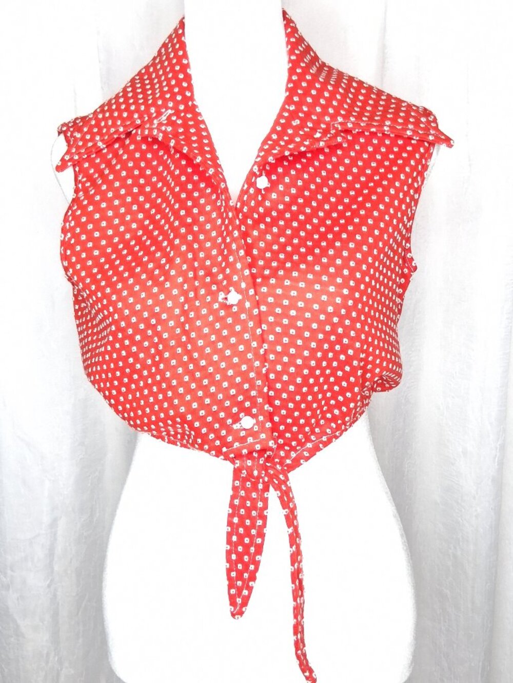 1970's Vintage Catalina Sportswear Button Up Tie Front Crop Red Blouse